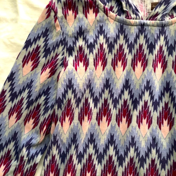 Tea Collection t-shirt Hoodie size 5 - Picture 3 of 3